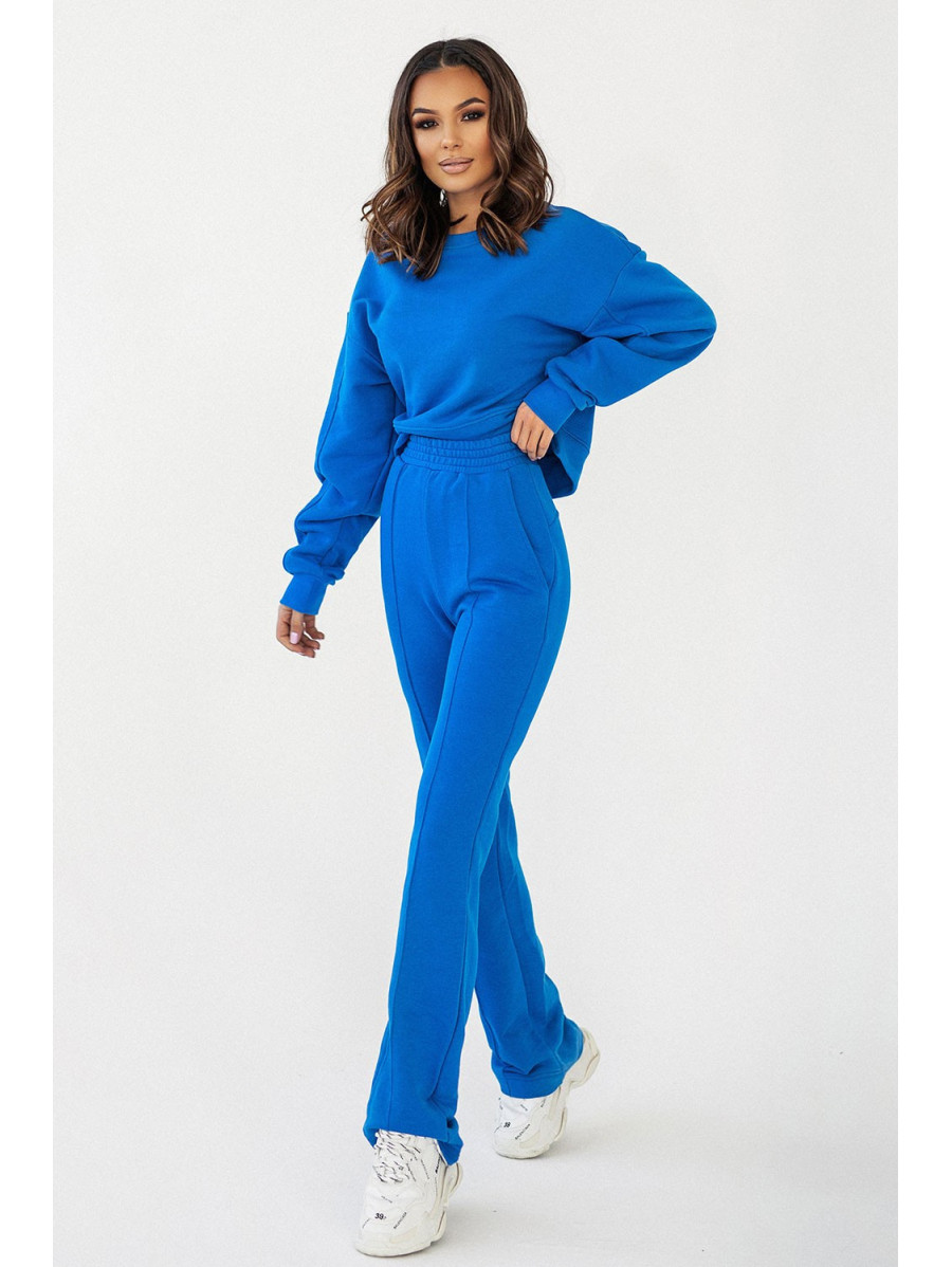 Niebieska krótka bluza lamia